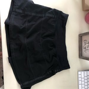 Black lululemon skirt